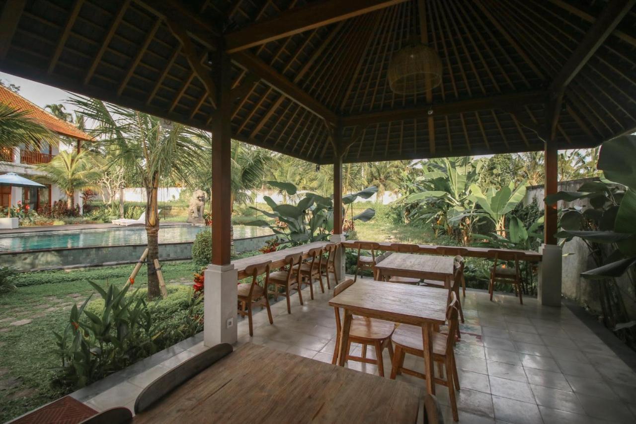 Queen At Gunung Sari Ubud  Exterior photo